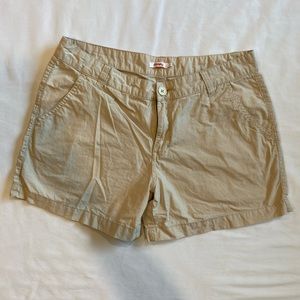 Light beige shorts